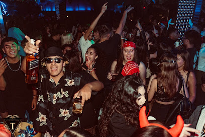 TIPSY NIGHTCLUB en Benidorm