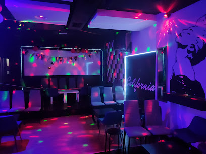 LATIN PUB D’ PUT@ MADRE TORREVIEJA en Torrevieja