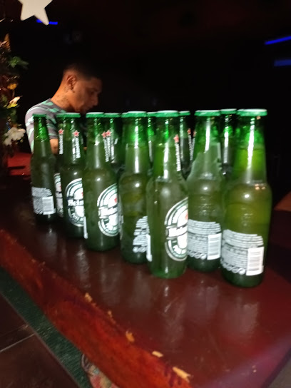 LA CUEVA, DISCOTECA LATINA, MÚSICA DE SALSA, MERENGUE, BACHATA Y MÁS en Móstoles