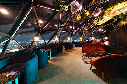 Fotos y entrada de la discoteca Skyfall Cocktail Club en L'Hospitalet de Llobregat