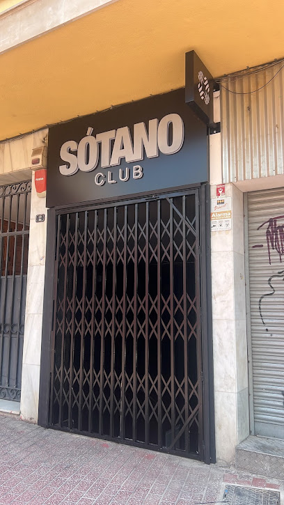 Sótano club en Palma