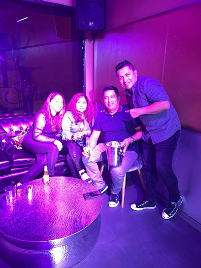 809 gallery disco pub en Pamplona