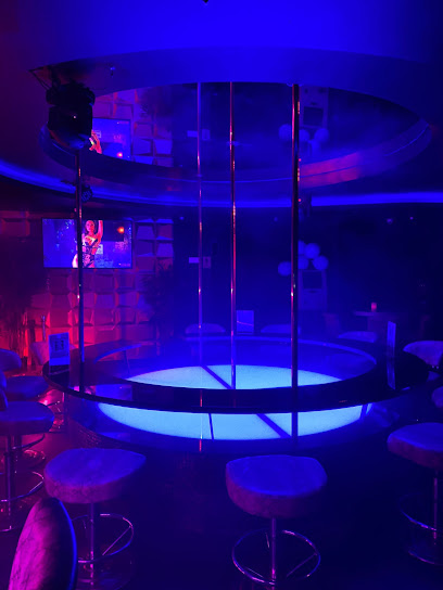 5ive Lap Dance en Marbella