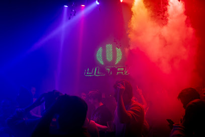 ULTRA Skandinavisk Bar & Nattklubb en Torrevieja
