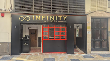 Infinity by Mirror Night Club en Málaga