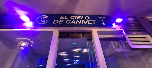 El cielo de ganivet en Granada