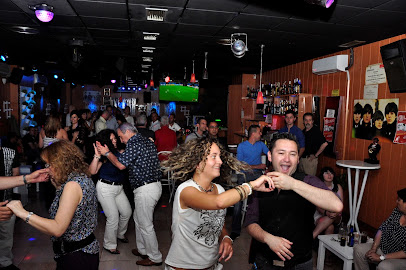 ERNESTO´S PUB VIEJA BANDA en Rivas-Vaciamadrid