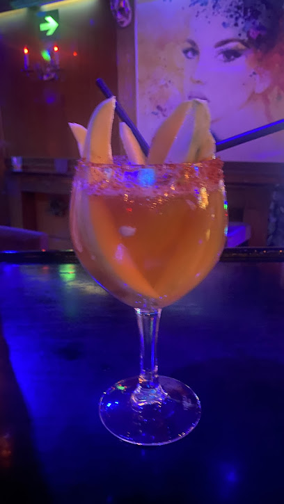 Club Fiore en Gumuzio