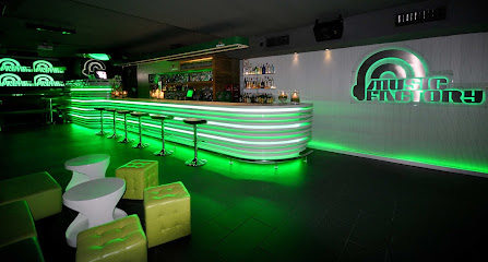 MUSIC FACTORY en Salamanca