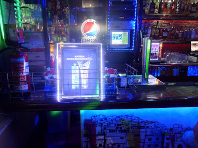 Favela public bar en Bilbao