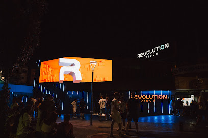 Revolution Disco en Lloret de Mar